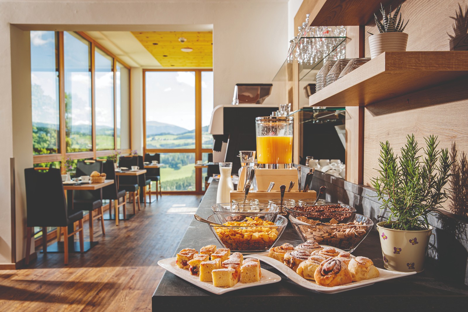 Frühstücks-Buffet im Hotel | Credit: Lechner KG/ Karl Schrotter