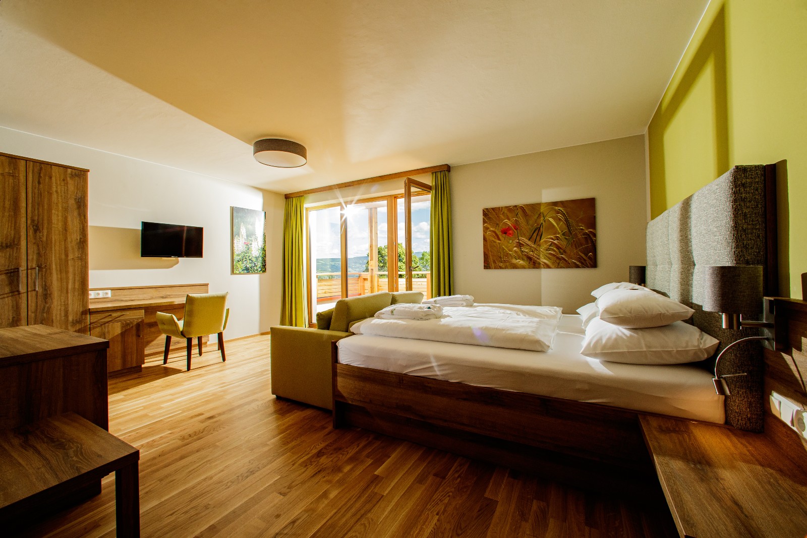 Hotelzimmer von innen im Joglland | Credit: Lechner KG/ Karl Schrotter