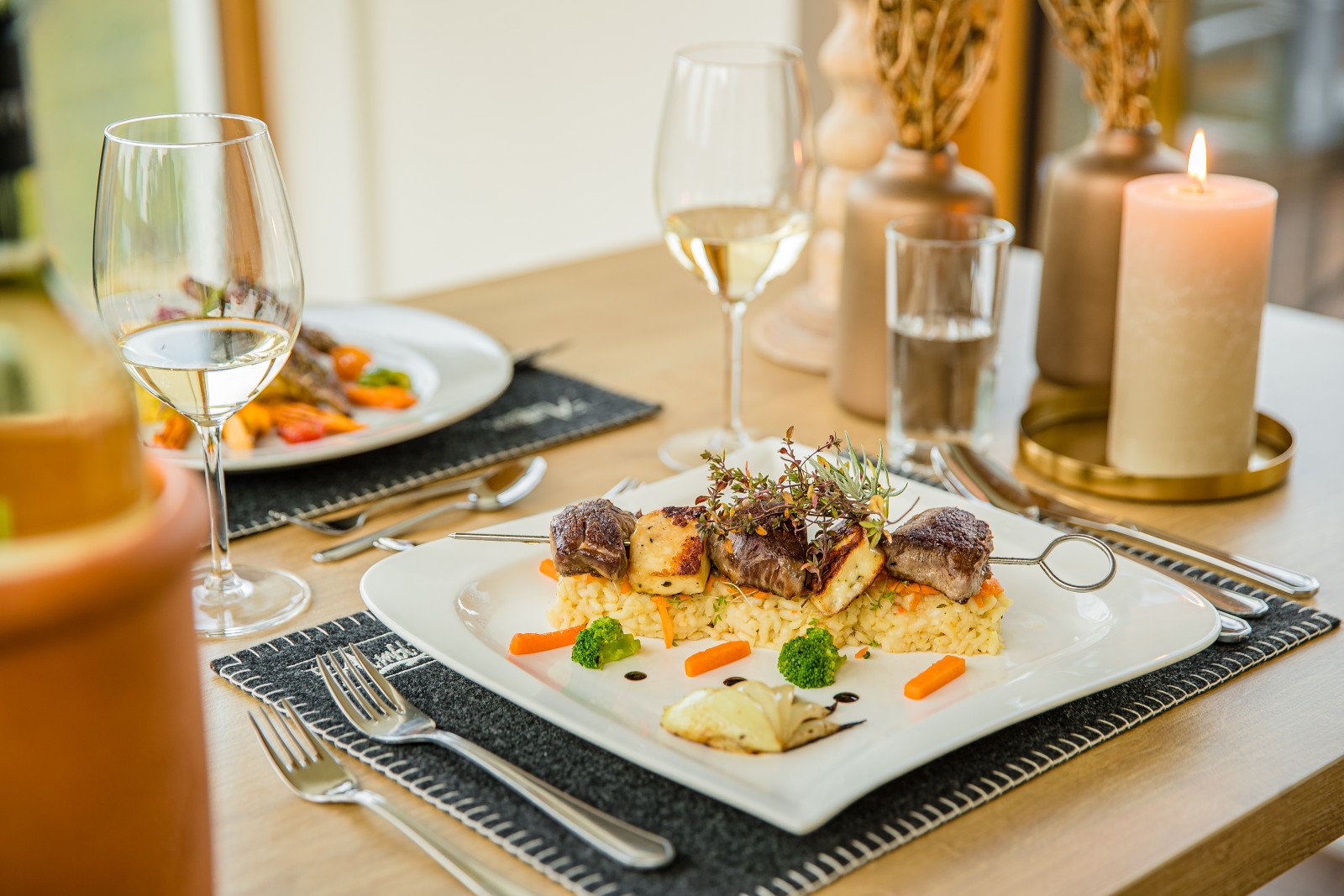 Regionale Schmankerl auf einem Teller | Credit: Lechner KG/ Karl Schrotter