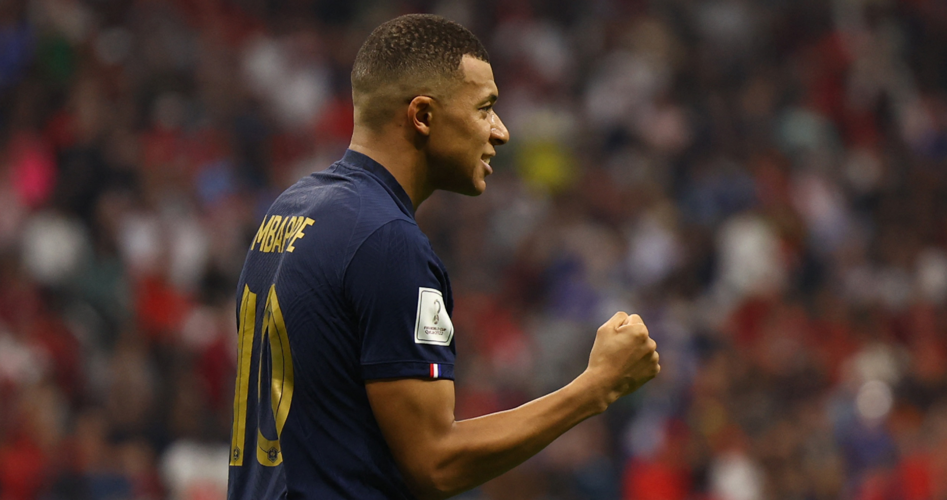 Kylian Mbappe ballt die Faust beim Jubel