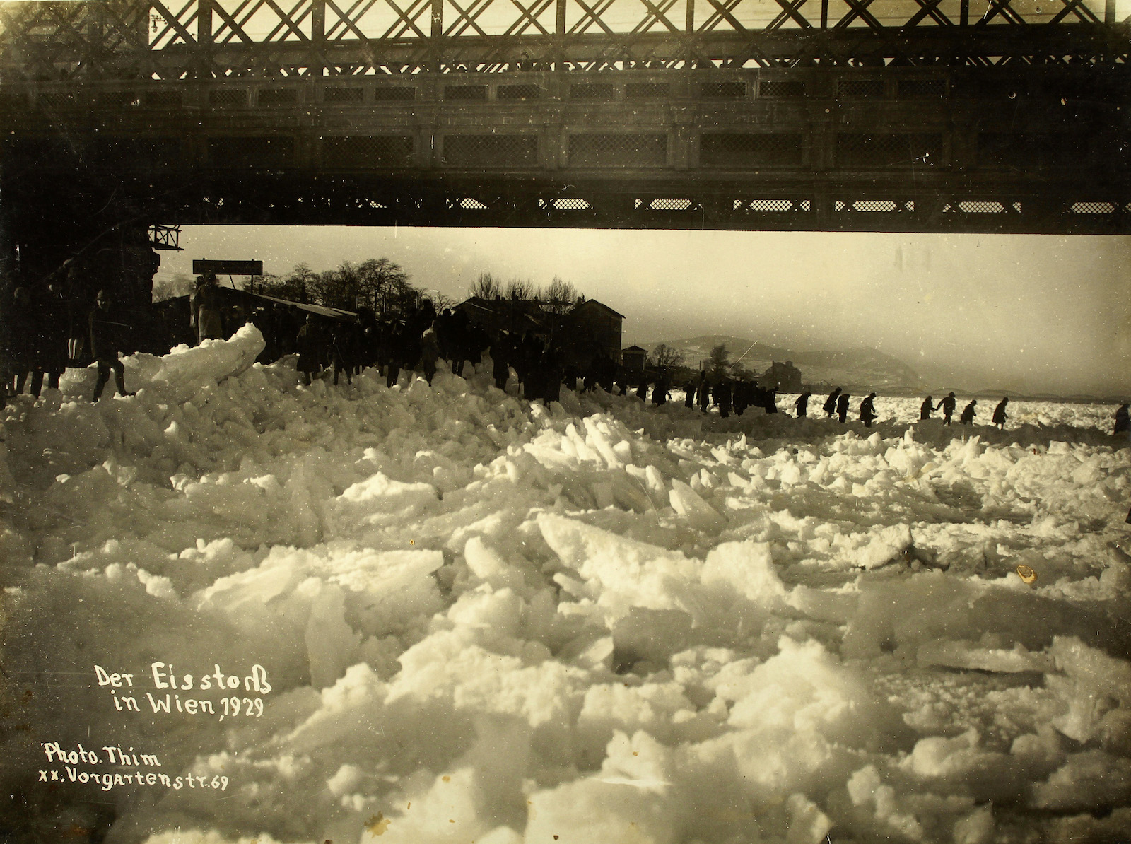 Eisstoß an der Donau 1929 | Credit: Archiv Seemann / brandstaetter images / picturedesk.com