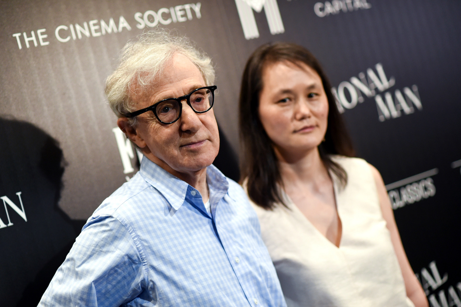 Woody Allen mit seiner Frau. | Credit: Evan Agostini / AP / picturedesk.com