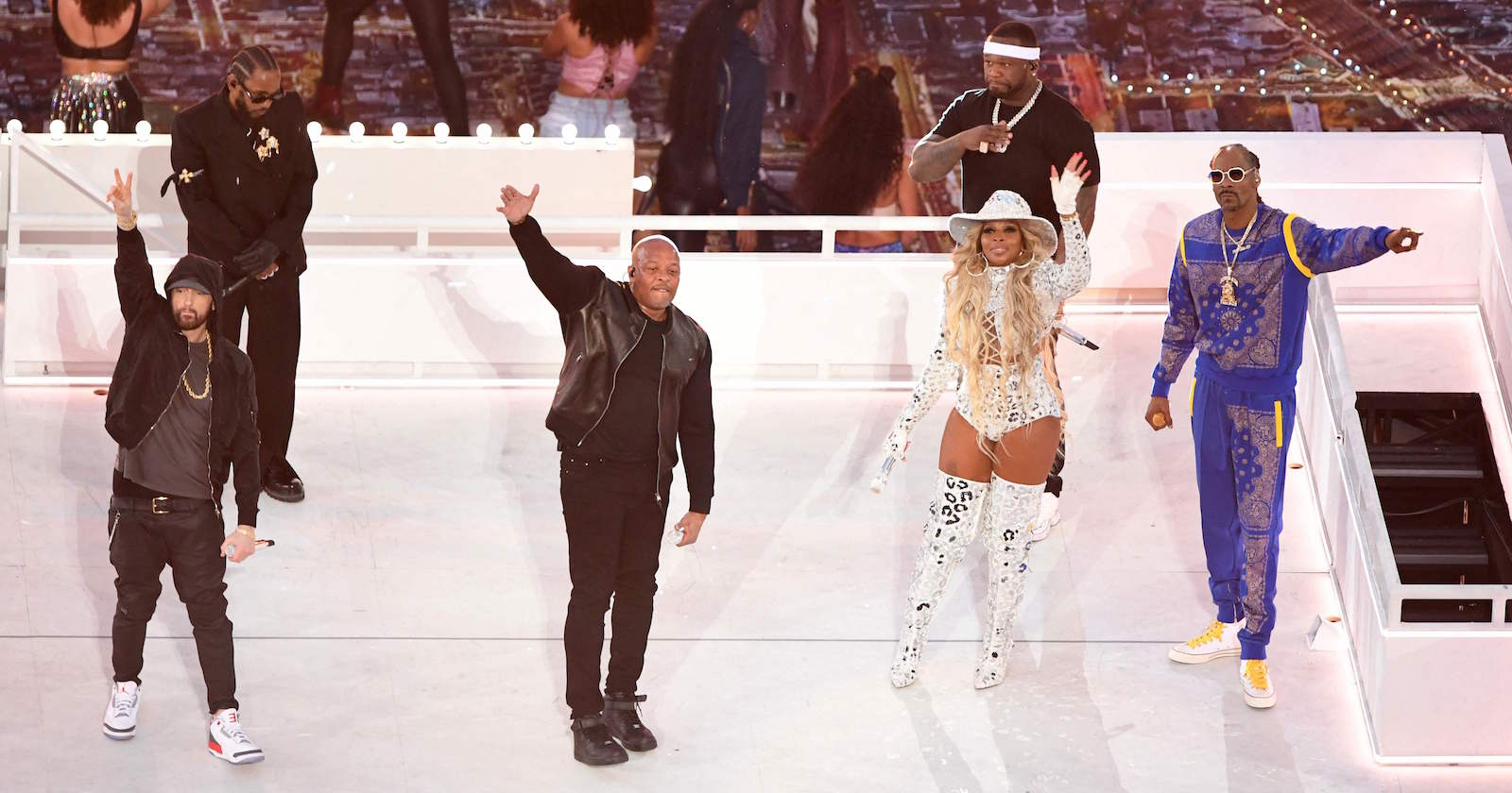 Die Hip Hop-Stars auf der Bühne. | Credit: VALERIE MACON / AFP / picturedesk.com