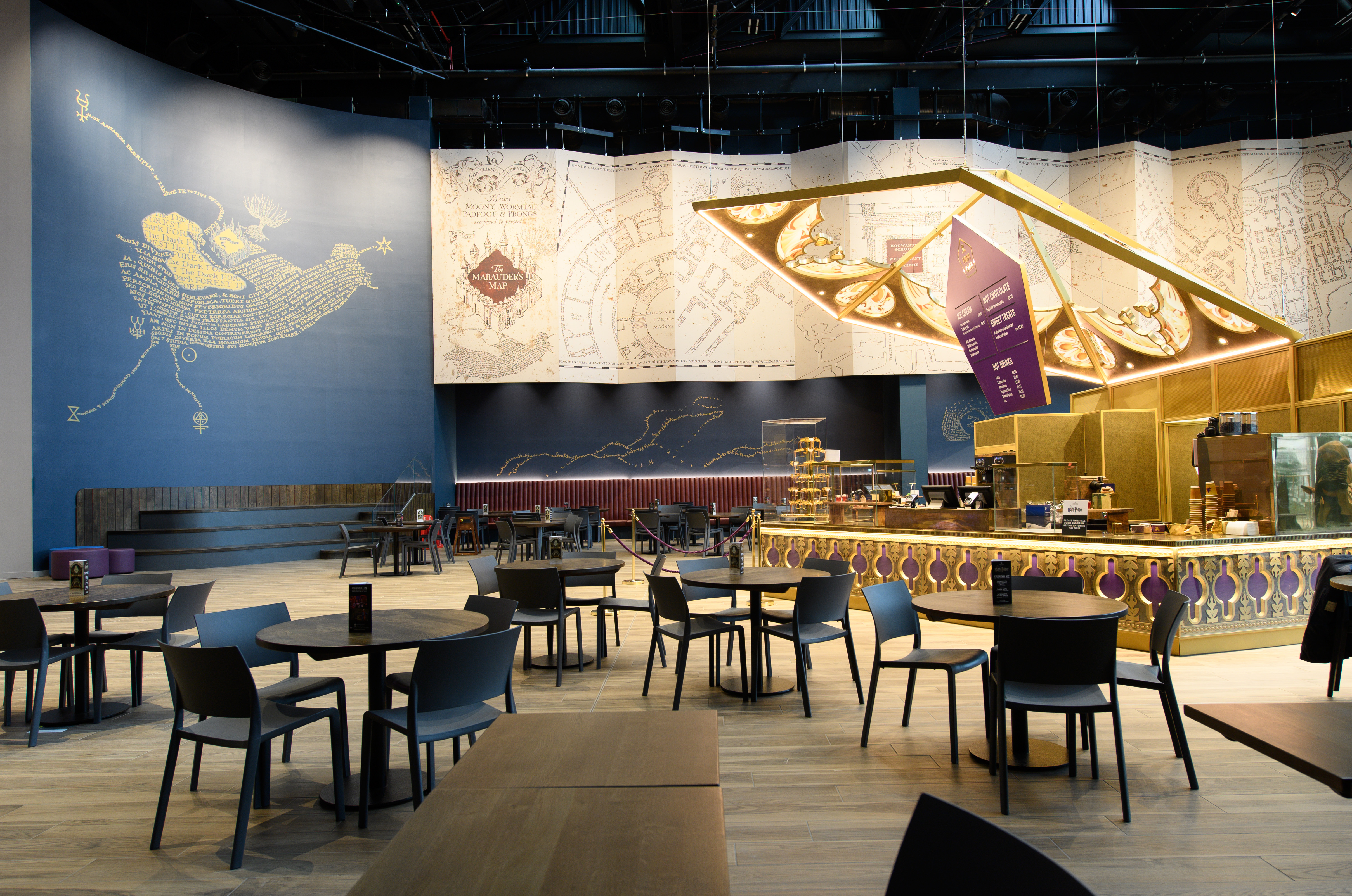 Food Hall in London (Chocolate Frog Café)