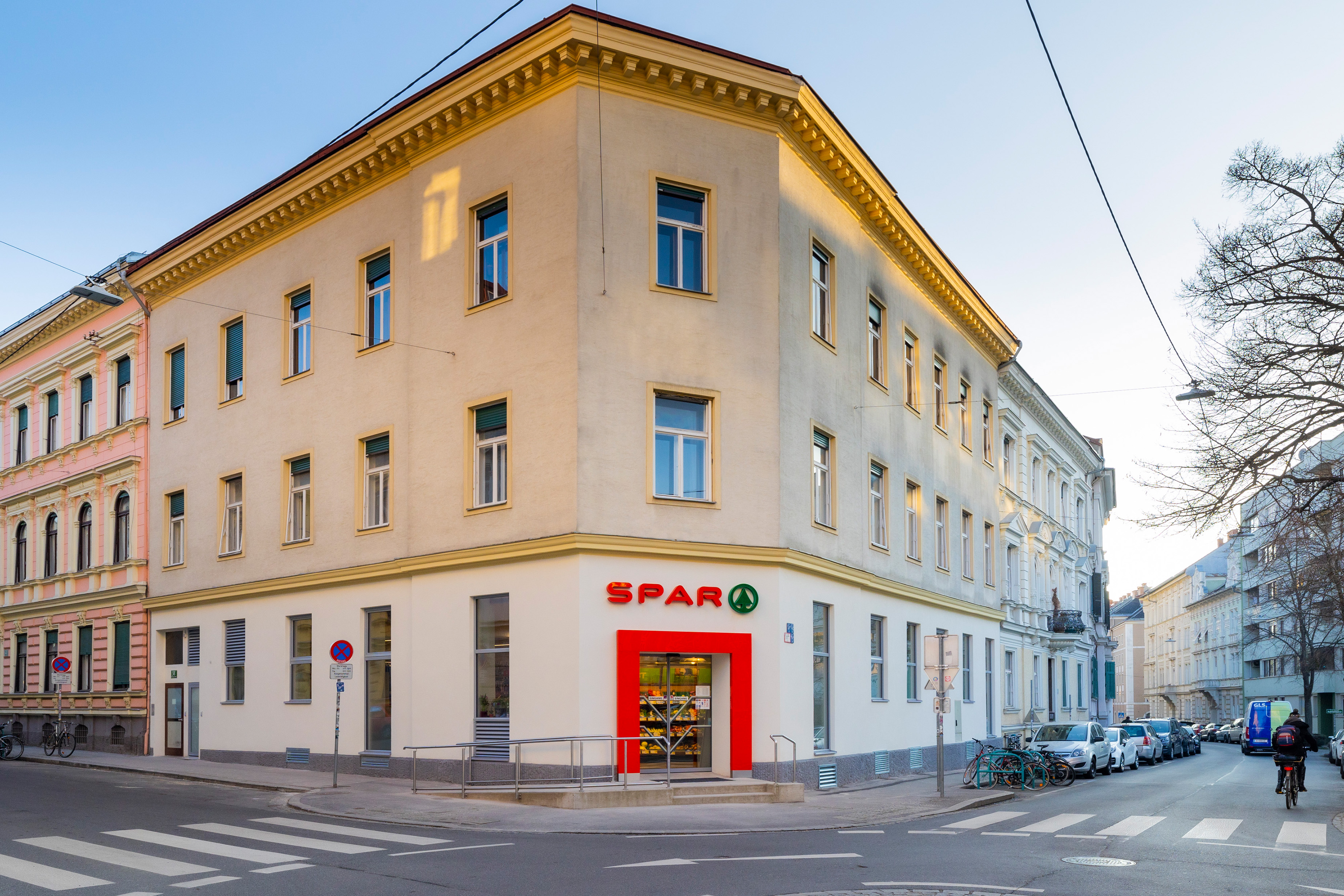 Außenansicht des neuen Spar im Herz-Jesu-Viertel