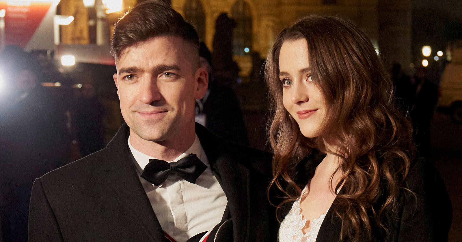 Martin Sellner mit seiner Frau Brittany Pettibone am Akademikerball