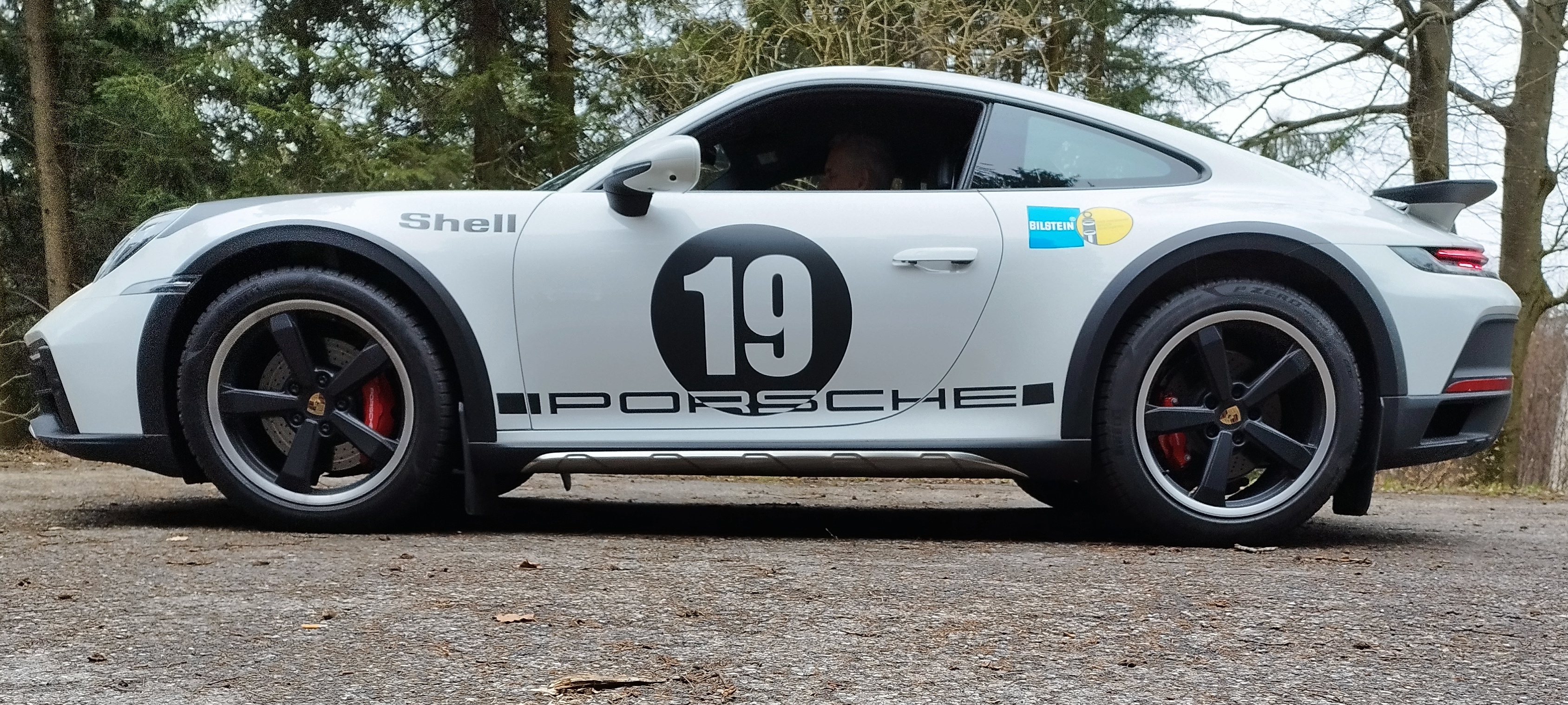 911 Dakar: acht Zentimeter mehr Bodenfreiheit