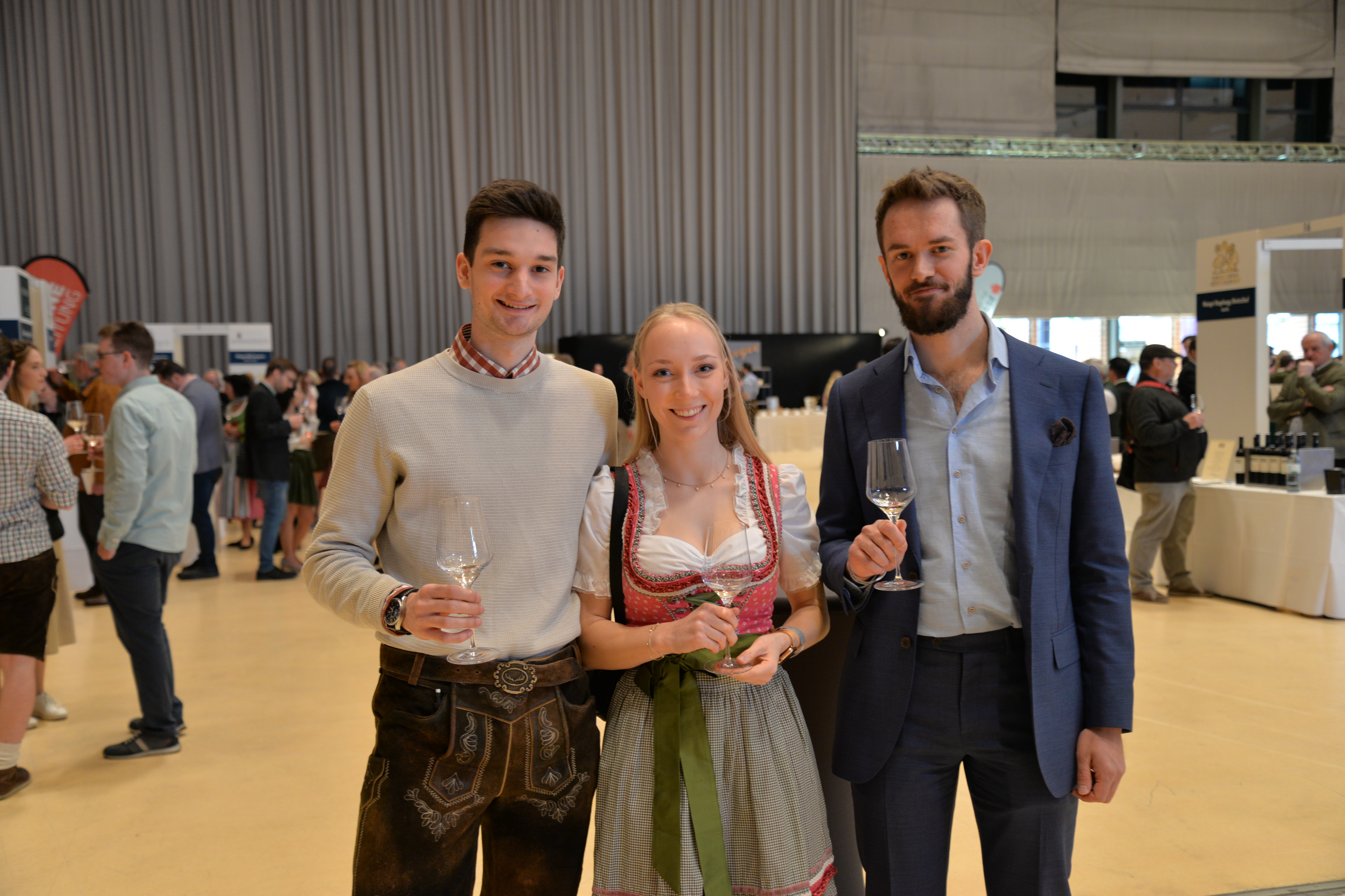 Gäste bei der steirischen Weinpräsentation