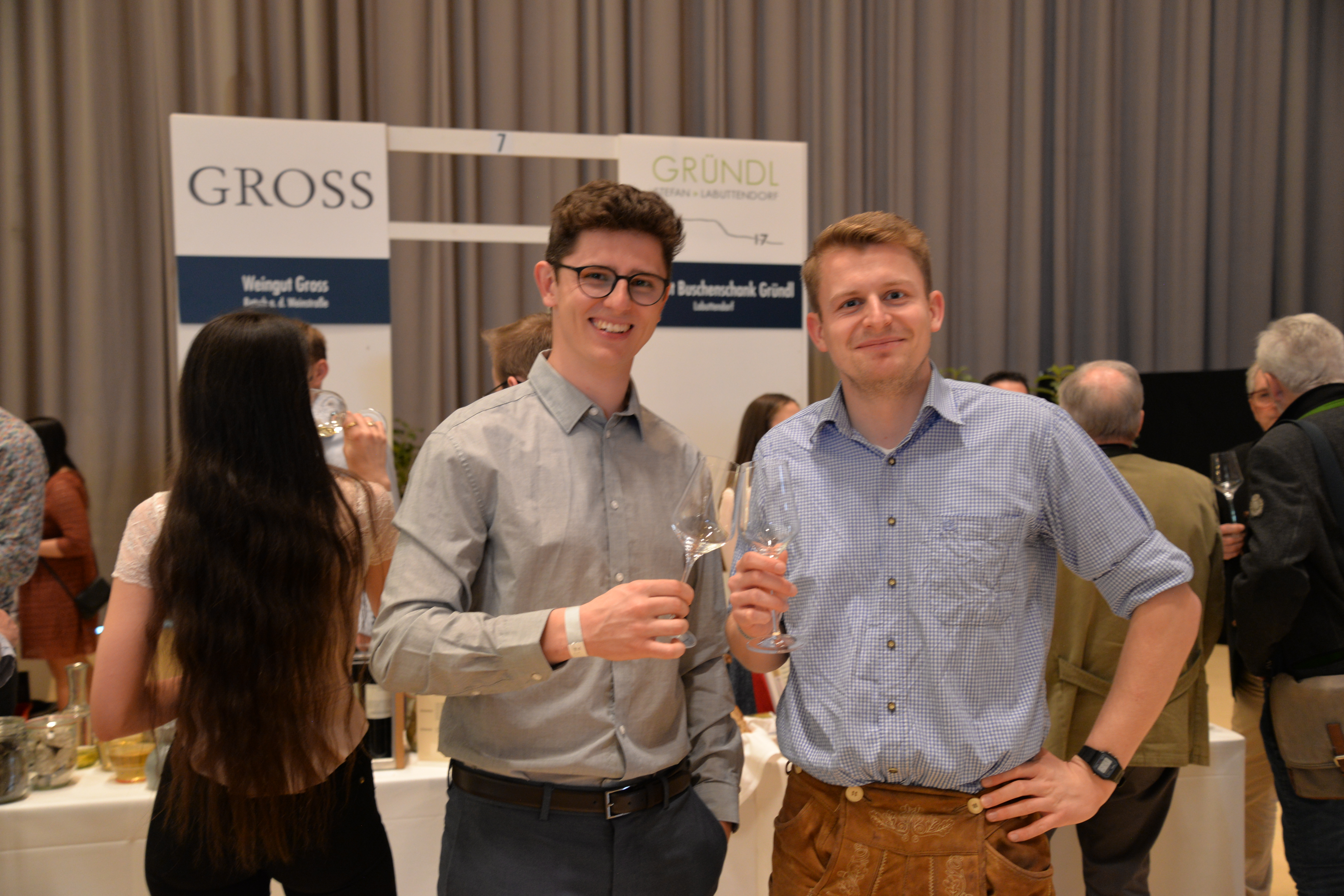 Gäste bei der steirischen Weinpräsentation