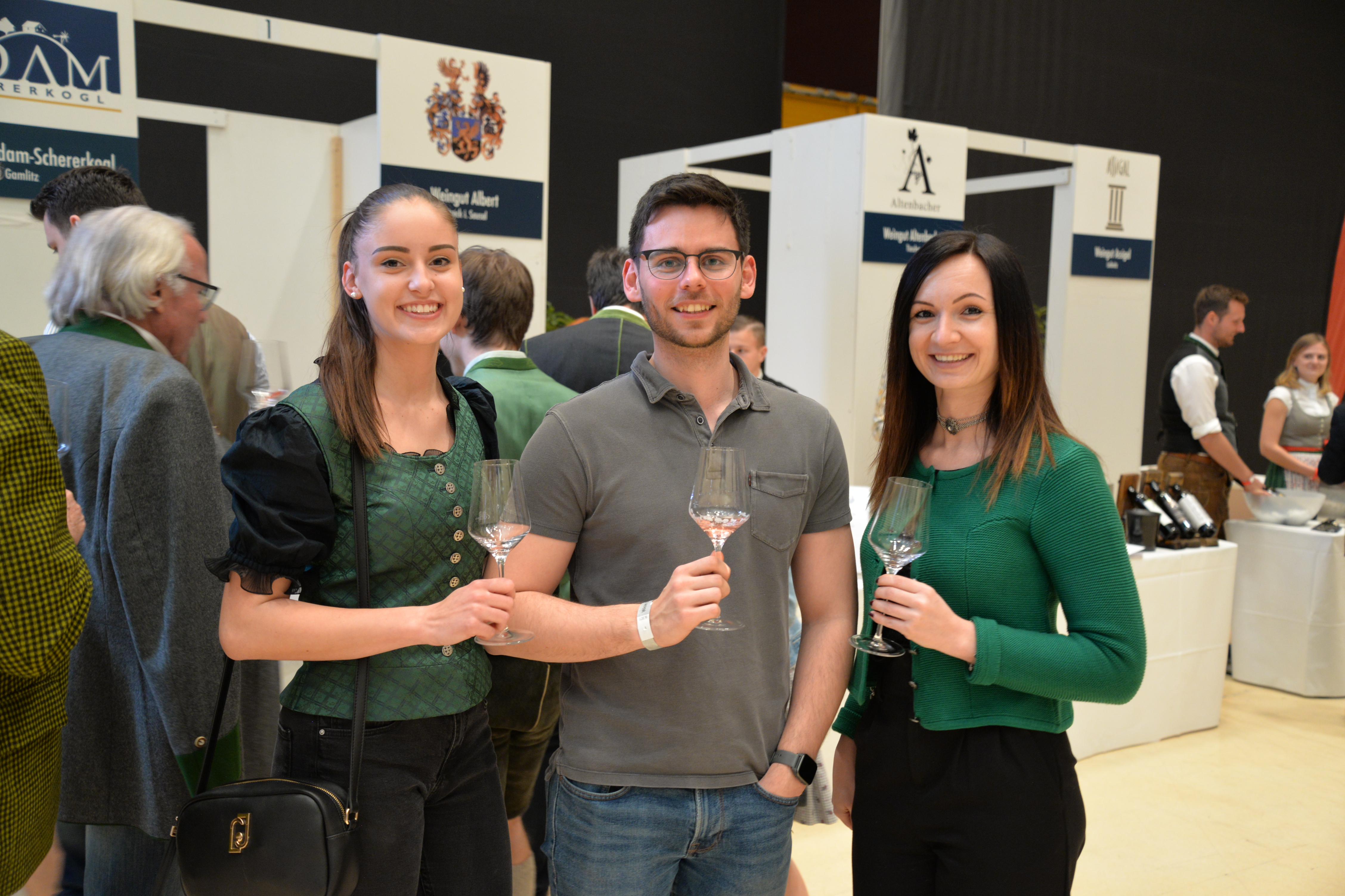 Gäste bei der steirischen Weinpräsentation