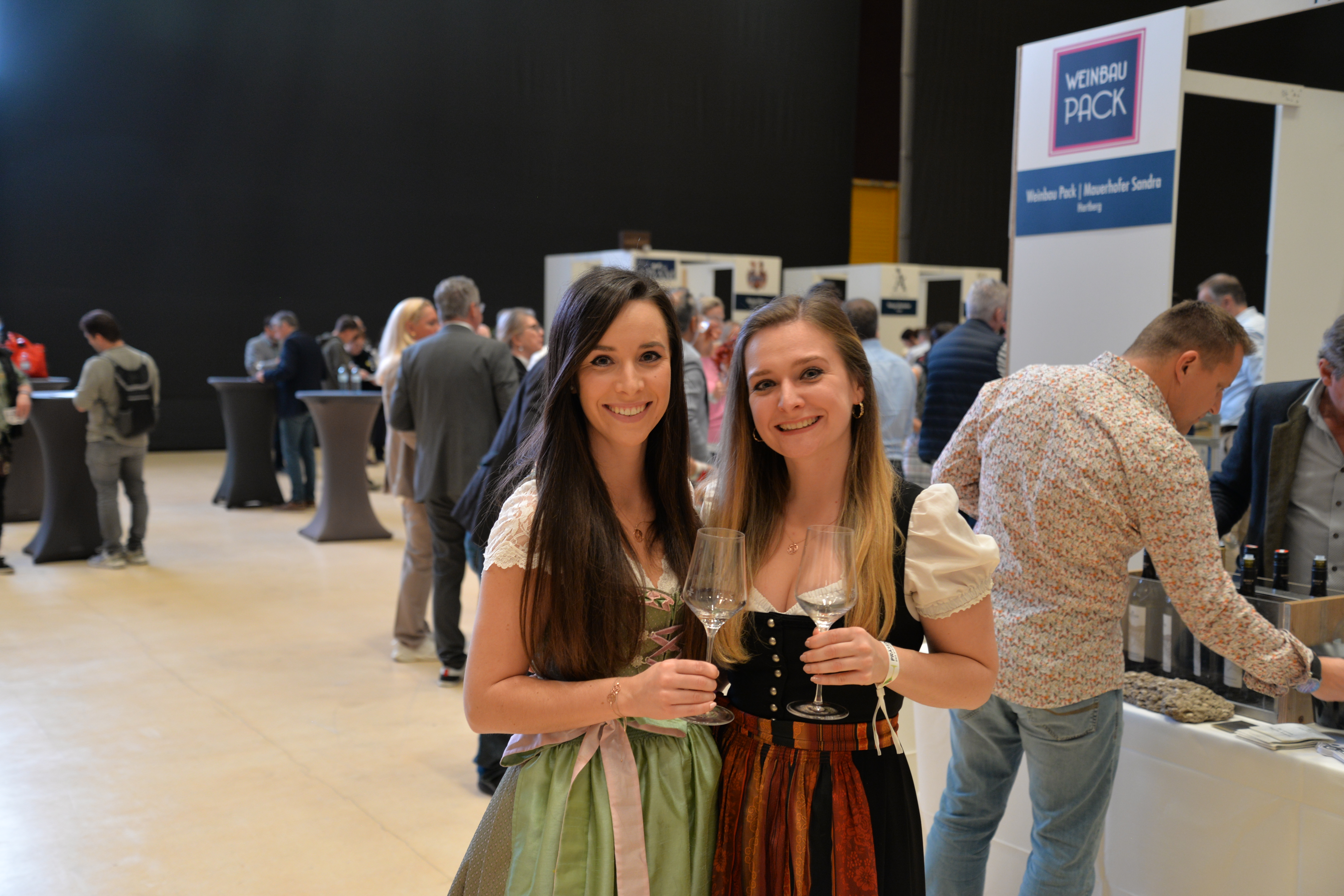 Gäste bei der steirischen Weinpräsentation