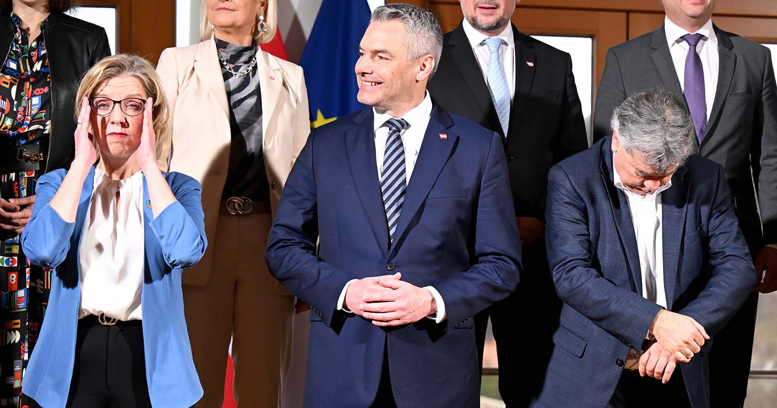 Bundeskanzler Karl Nehammer, Vizekanzler Werner Kogler und Umweltministerin Leonore Gewessler bei der Angelobung des Bundespräsidenten