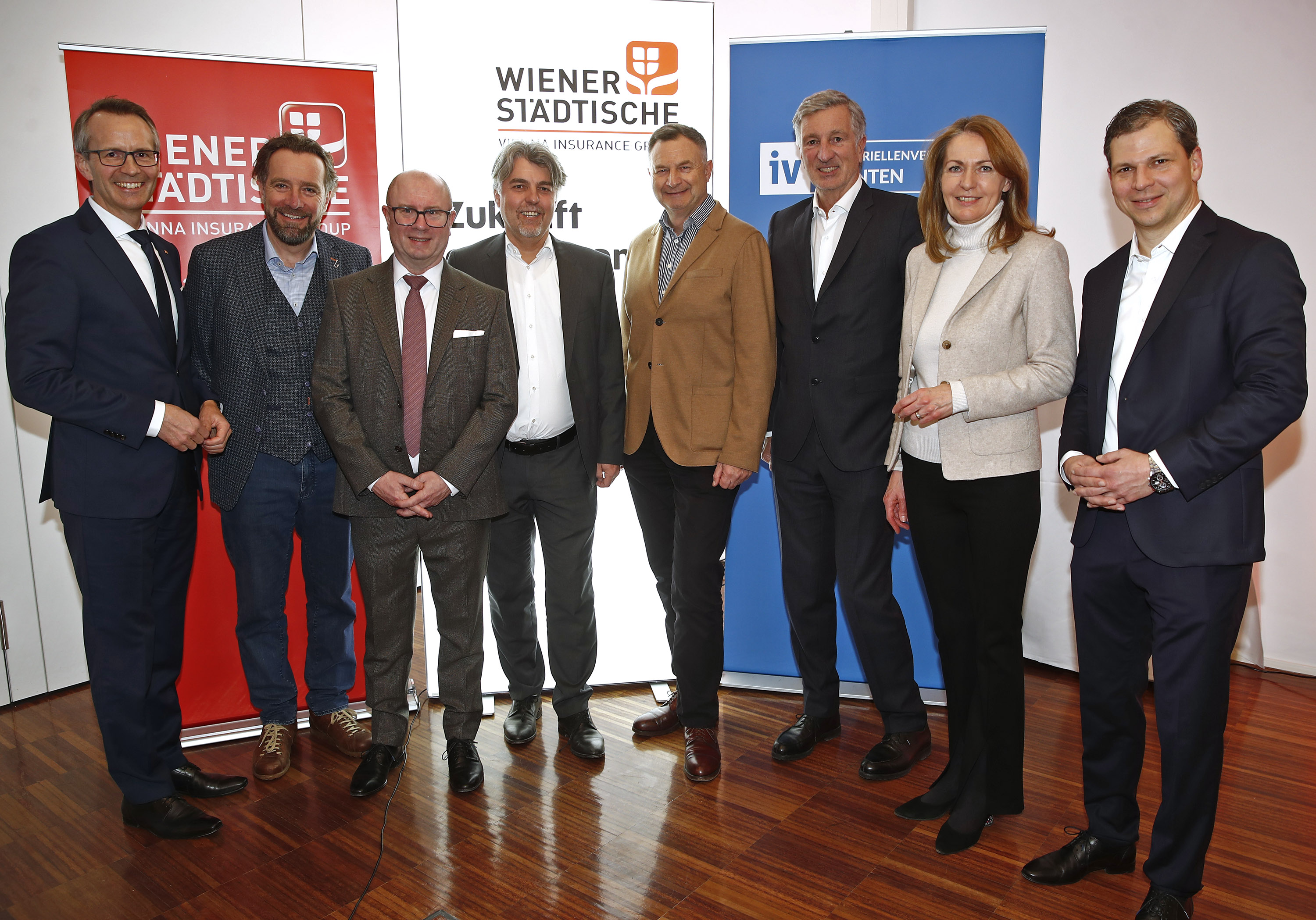 Vertreter aus der Industriebranche Kärntens