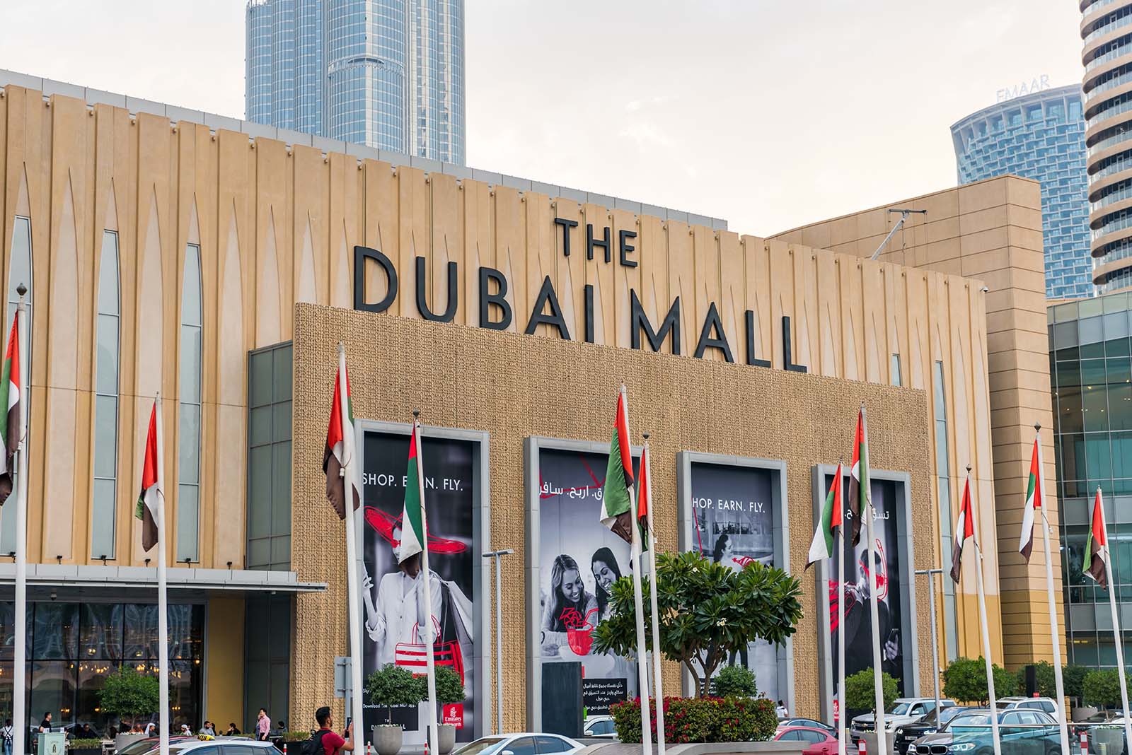 Dubai Mall von außen | Credit: iStock.com/ZZ3701