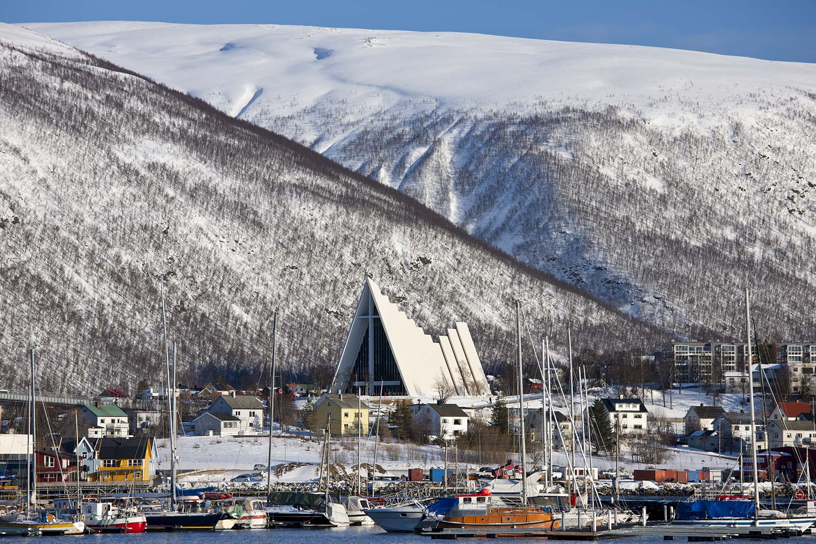 Die Eismeerkathedrale von Tromsø | Credit: Tim Graham / robertharding / picturedesk.com