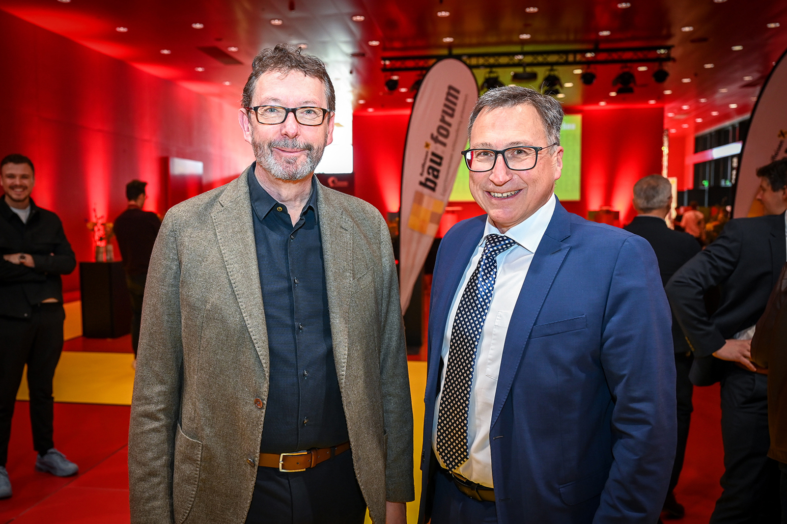 illwerke vkw: Andreas Neuhauser (Kommunikation) und Vorstand Helmut Mennel