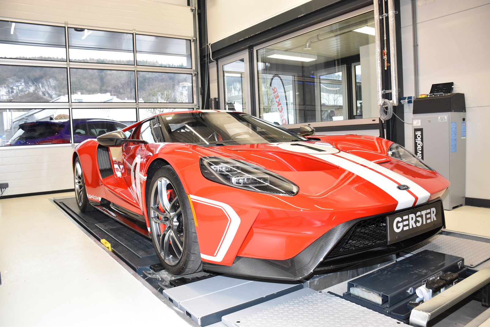 Als absoluter Hingucker galt der Ford GT, welcher von einem Kunden speziell zu unserer Eröffnung bereitgestellt wurde.