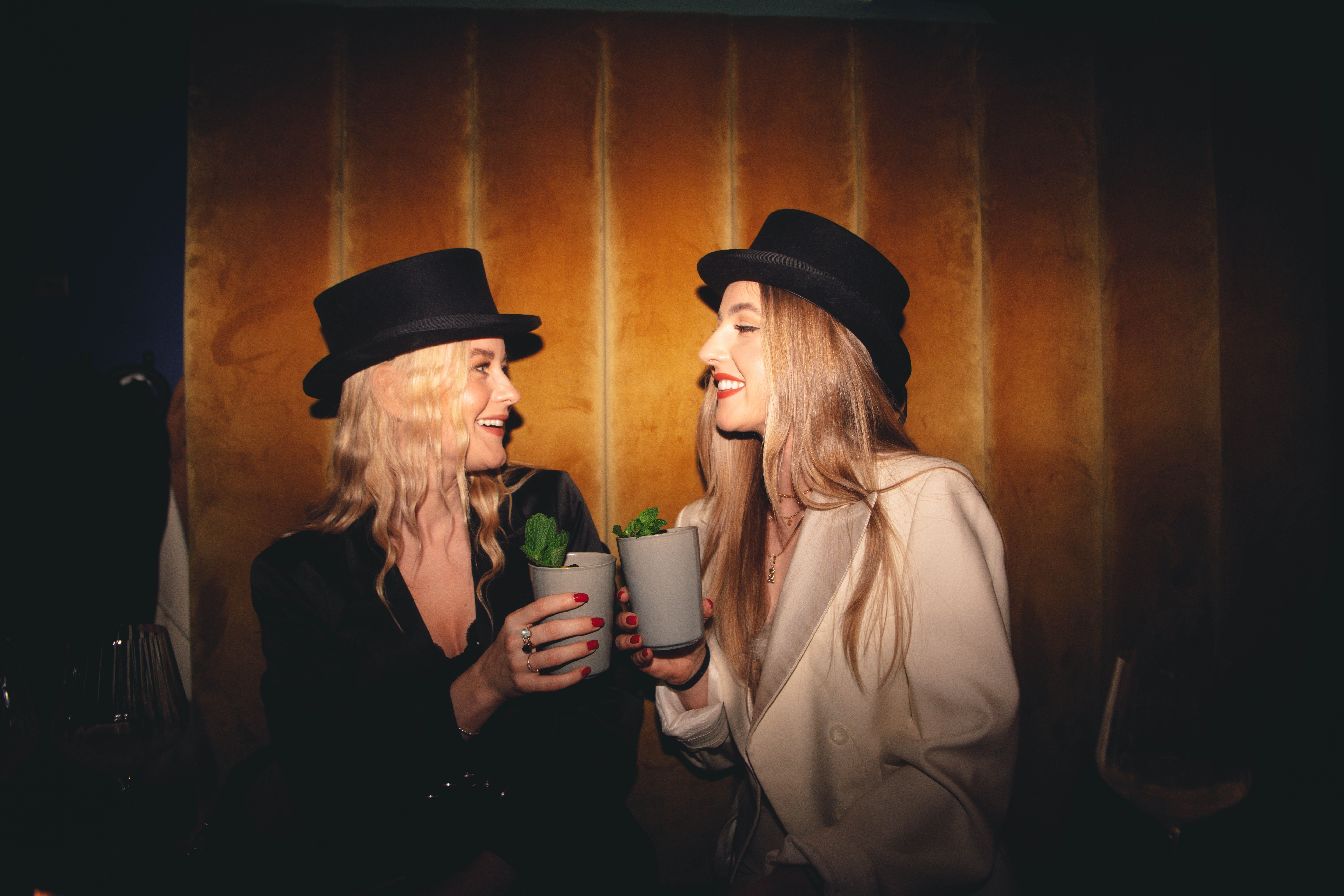 Saisonauftakt der &quot;Katze Katze&quot;-Bar