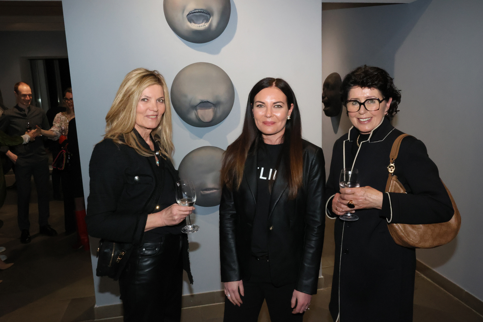 Eva und Laura Marchetti mit  Lidy Storm (v. li.)