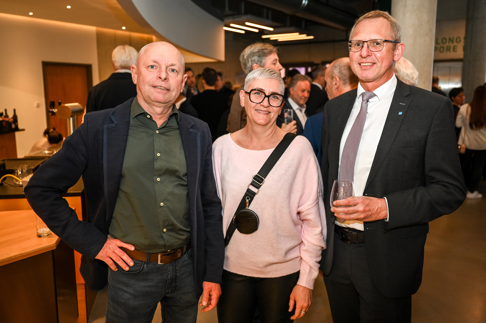 Christoph und Karin Fink (Autohaus Fink), Jürgen Paulitsch (Hypo Vorarlberg) (v. li.)