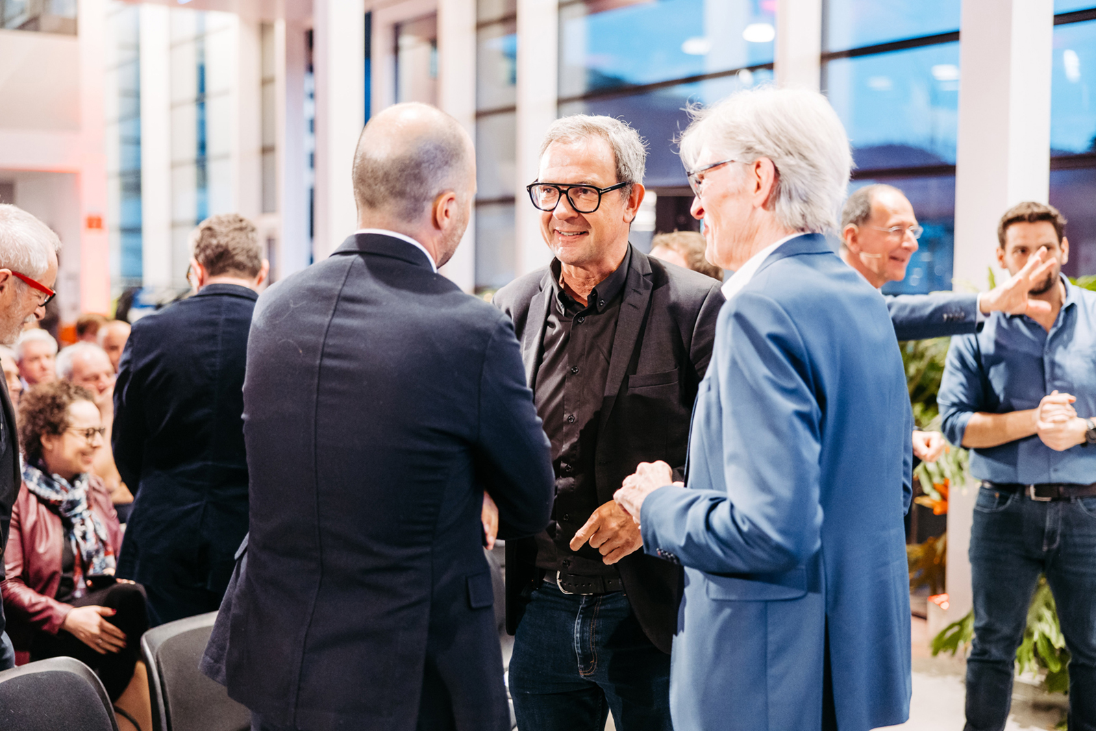 Landesrat Marco Tittler, Vorstand Bernhard Ölz (Prisma Holding) und WKV-Präsident Wilfried Hopfner (v. li.)
