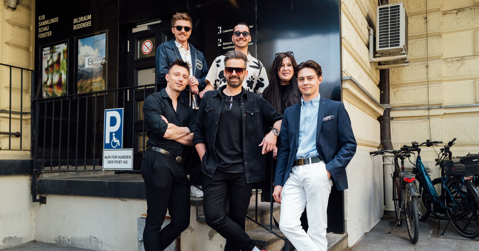 Manuel Riesterer mit Raphael Sturm und der See-Atelier-Crew mit Manuel Wiehl, Dario Fink, Lee Bueki und Michael Kreyer.