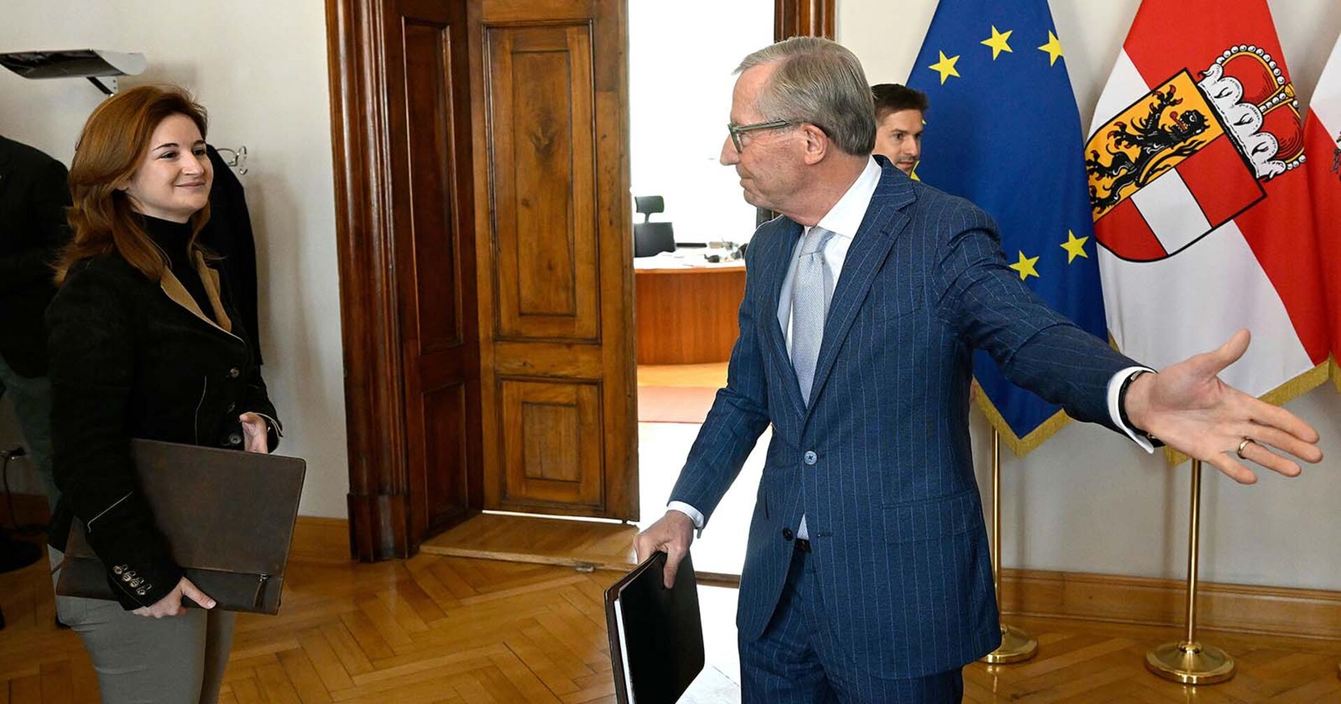 Landeshauptmann Wilfried Haslauer lädt FPÖ-Chefin Marlene Svazek zu Koalitionsverhandlungen ein.