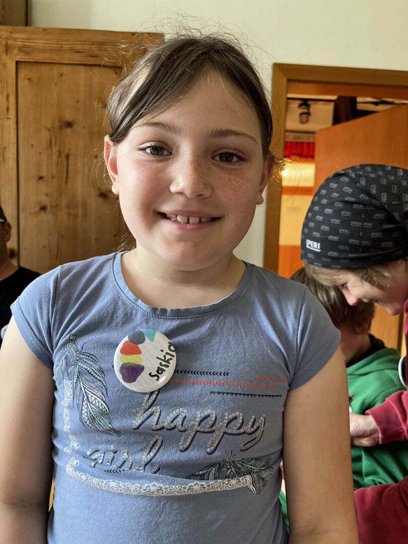 Die 8-jährige Saskia möchte Zauberin werden.