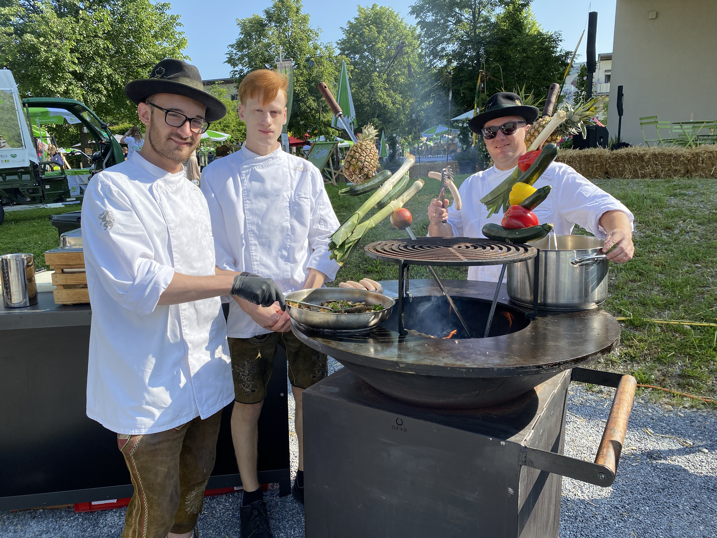 Grillerei am Gartenfest