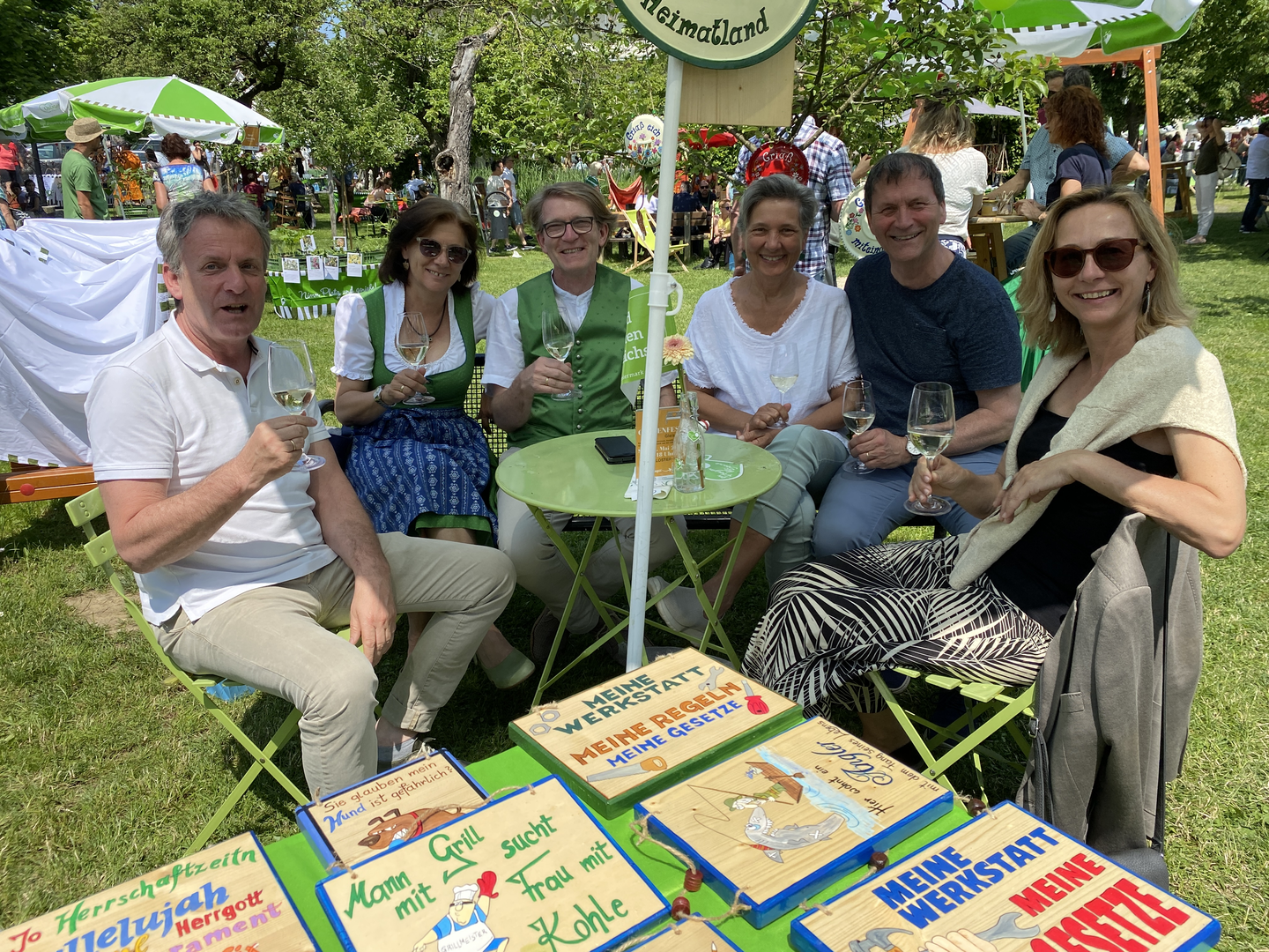 Besucher am Gartenfest Gleisdorf