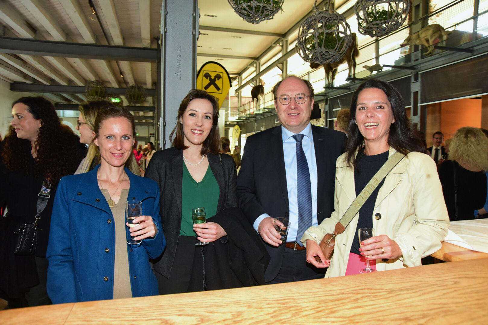 Kerstin Schranz, Dr. Michaela Waibel, VDir. Dr. Gernot Erne, Dr. Silke Hagen-Jurkowitsch