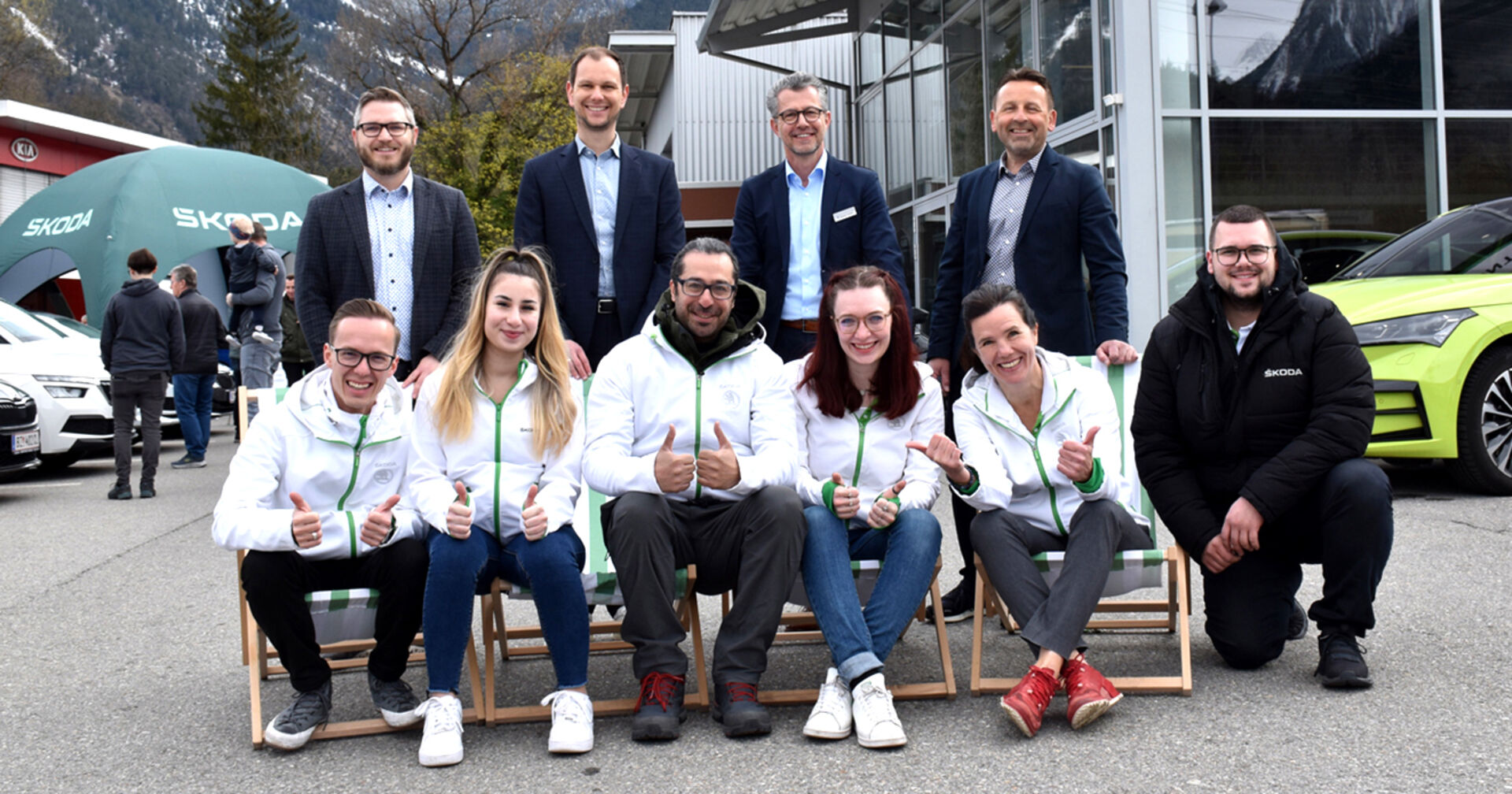 Verkaufberater Christoph Grabher &amp; Philipp Sagmeister, Standortleiter Werner Marent, GF Markus Maier (Montfort Garage) (hi.) Baja Cuk (Skoda Eventagentur re.))