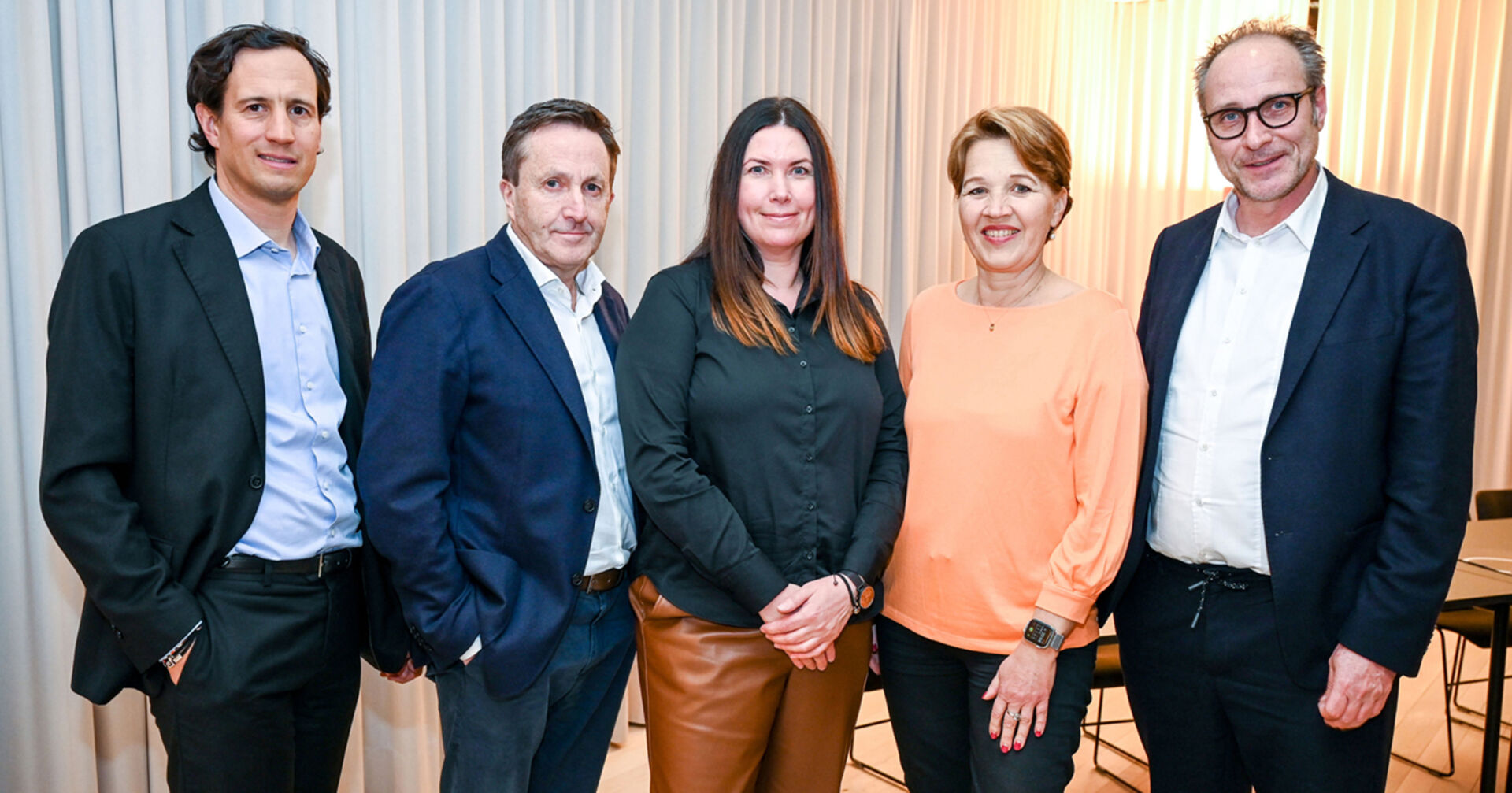 Vorstand: René Krall (Sparkasse), Ambros Mayer (Ambros fine clothing), Claudia Giesinger (Königstöchter), Bgm. Andrea Kaufmann, Obm. Jörg Ströhle (zurgams)