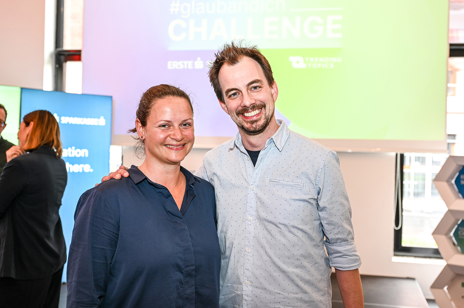 Arne Nostitz (Startup „SocialCard“), Julia Leitner (Erste Bank Oesterreich)