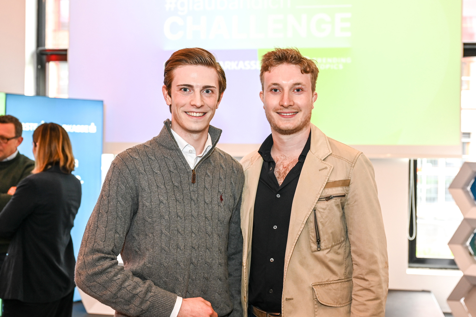 Daniel Bayer und Marlon Eibi  (Startup „Fingu“) (v. li.)