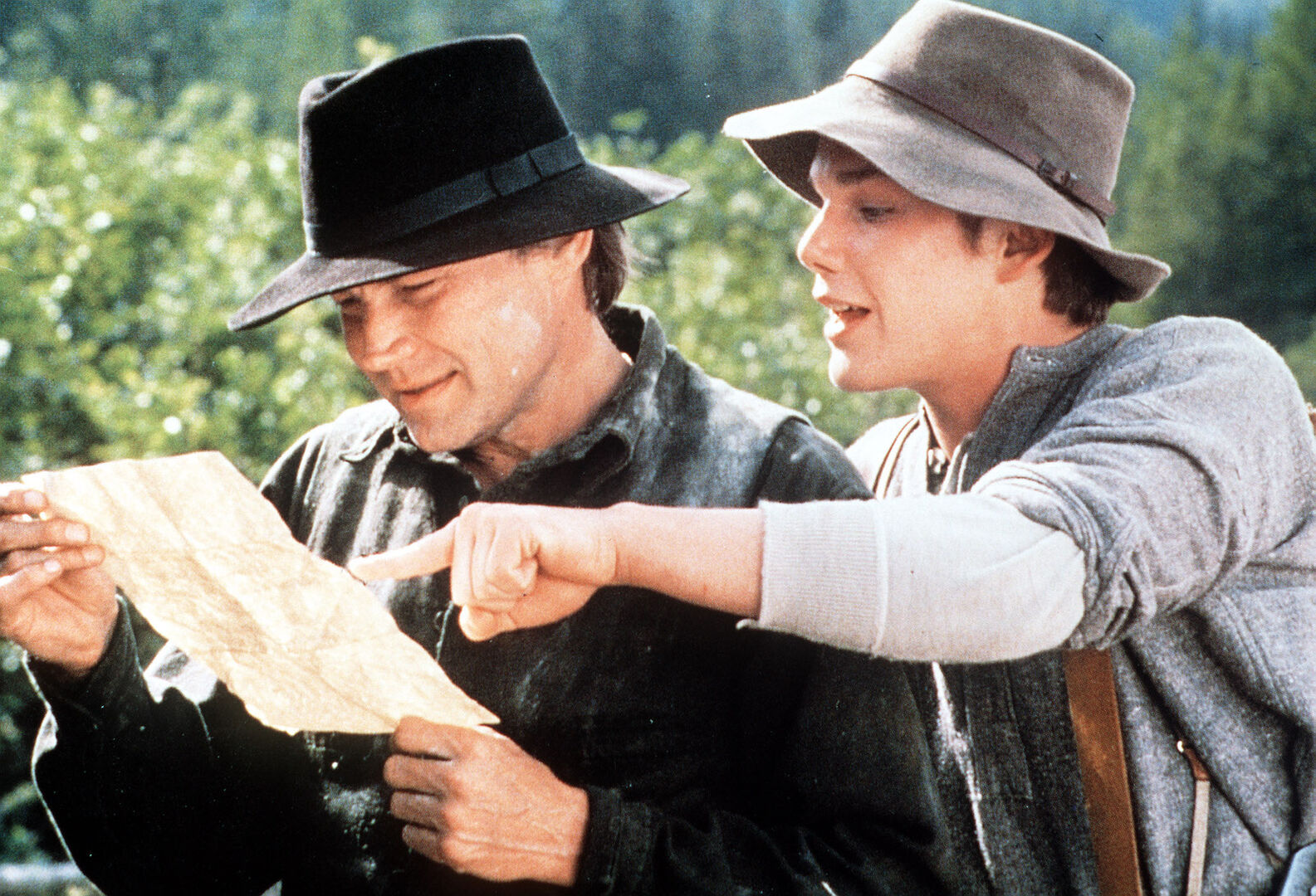 Filmszene aus &quot;Wolfsblut&quot; mit Klaus Maria Brandauer und Ethan Hawke.