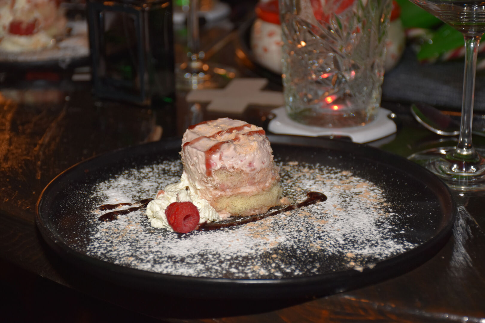 Sinnsationell-Weihnachtsmenü, Dessert: Tiramisu al lampone (Himbeer-Tiramisu)