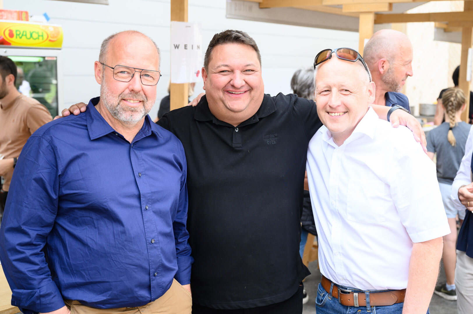 Architekt Johannes Kaufmann (Besucher), Christian Rüscher (GF Tischlerei Rüscher), Hermann Böhler (GF i+R Holzbau)