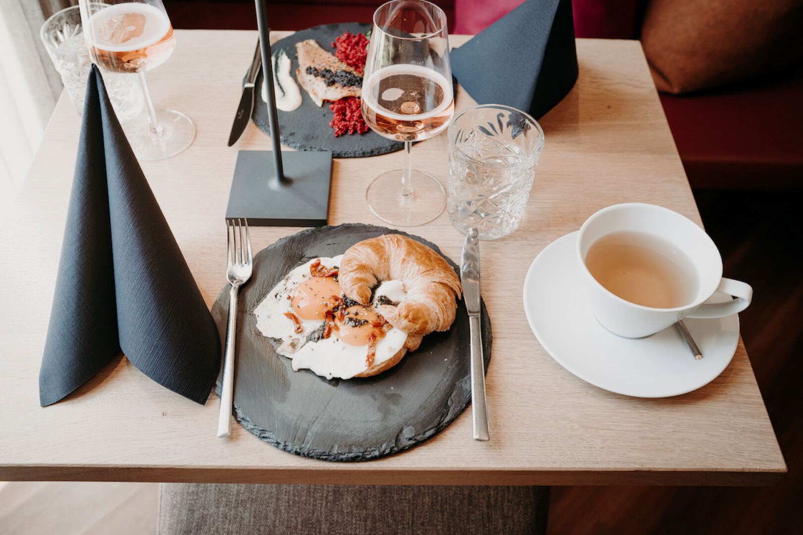 Frühstückstisch Harrys Wohnzimmer