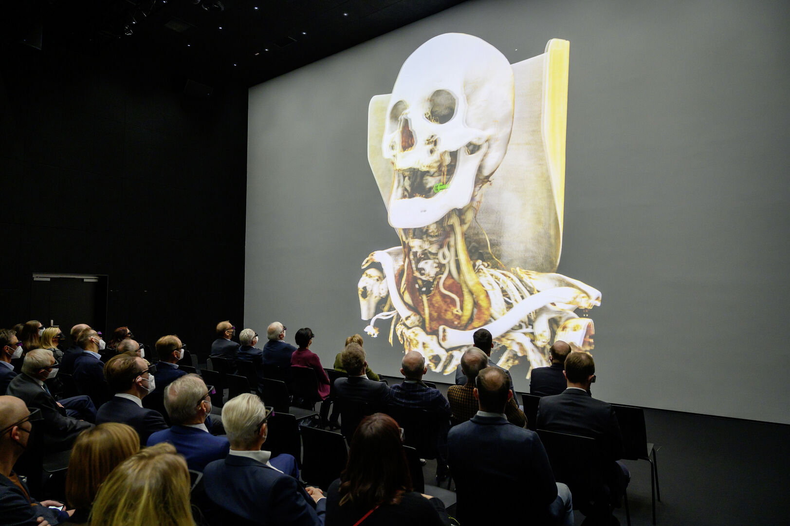 Skelett auf Leinwand