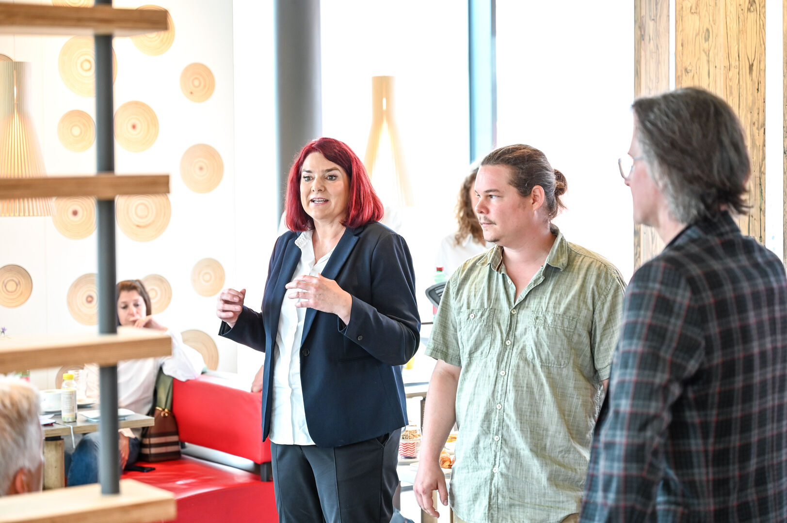 Dr.in Petra Zerlauth (NEBA Netzwerk Berufliche Assistenz Vorarlberg) informierte über den Betriebsservice Vorarlberg .