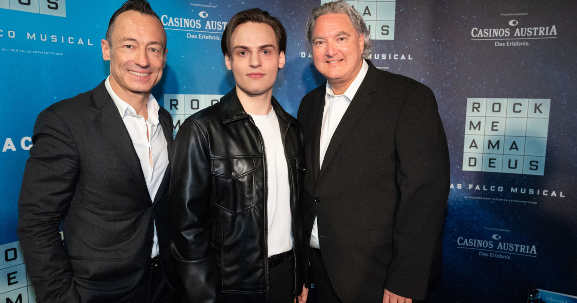 Christian Struppeck, Moritz Mausser und Erwin van Lambaart bei der Musical-Präsentation in der Disco U4  | Credit: Stefanie J. Steindl