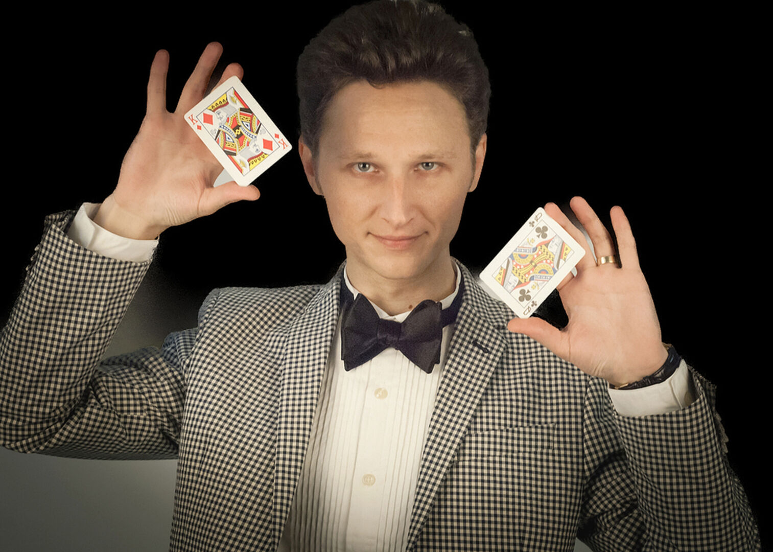 Der ukrainische Profi Aleks Vozniuk wird bei der Zaubergala gemeinsam mit seiner Gattin Olena das Publikum begeistern.