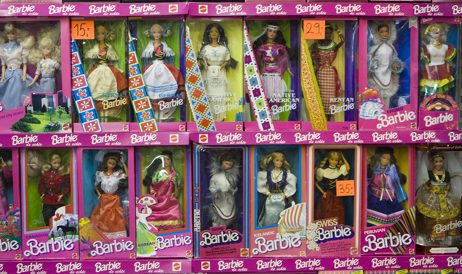 Verschiedene Barbies | Credit: Koen Suyk / ANP / picturedesk.com