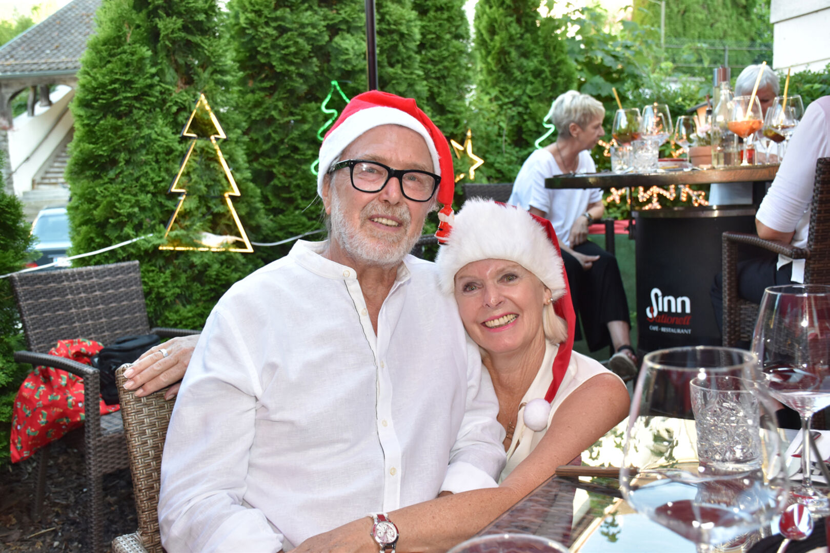 Rudi &amp; Birgit Freund: ihr 2. Sommer- Weihnachtsfest