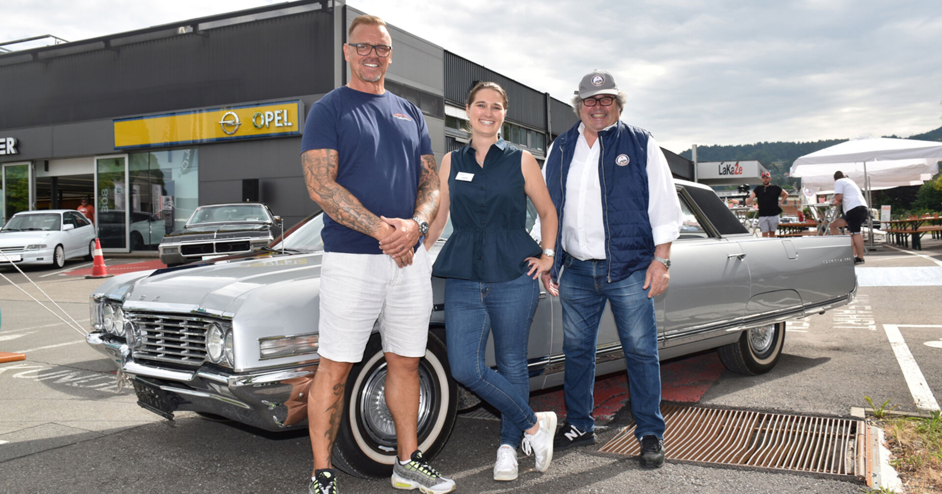 Die Organisatoren: Josef Krammes (LaKaZe-Leiter), Sarah Schnell (Auto Gerster Marketing), Fritz Schenk (Vlbg. Motor Veteranen Club)