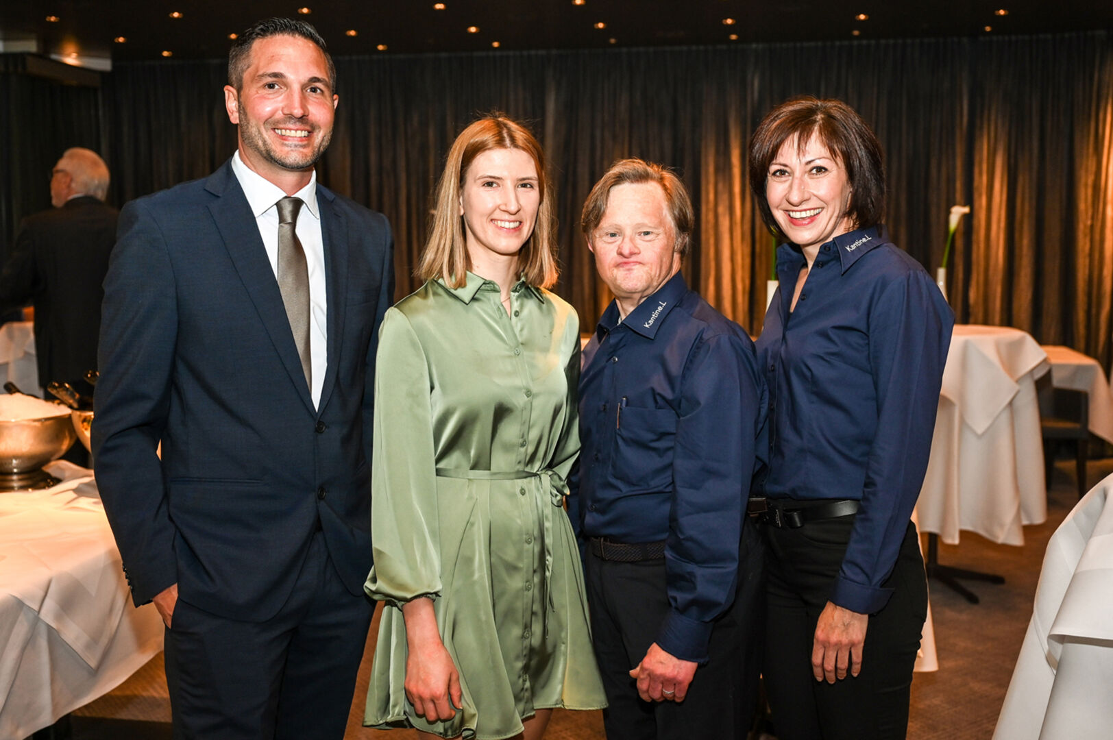 Kantine.L-Team 1: Georg Eberharter (Gastroleiter Kantine.L), Carina Wilhelmstätter (Marketing Casino), Andreas Hummer und Karin Werner (v. li.)
