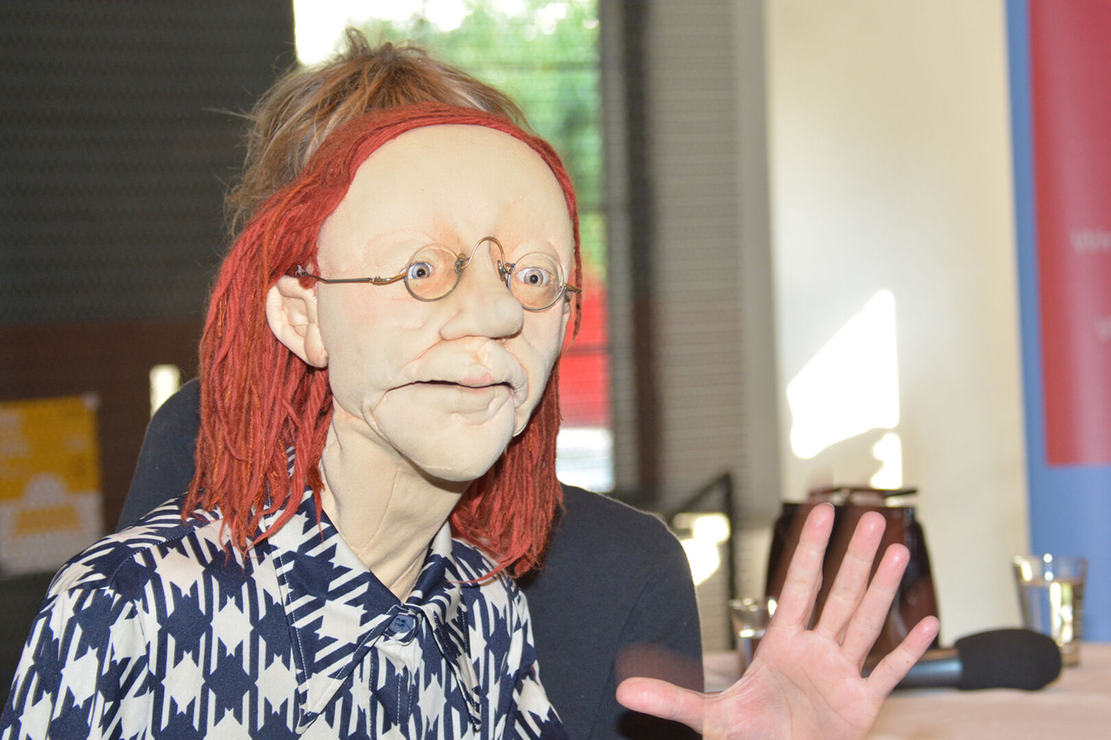 Frauke Jacobi als „Frau Gertrud“