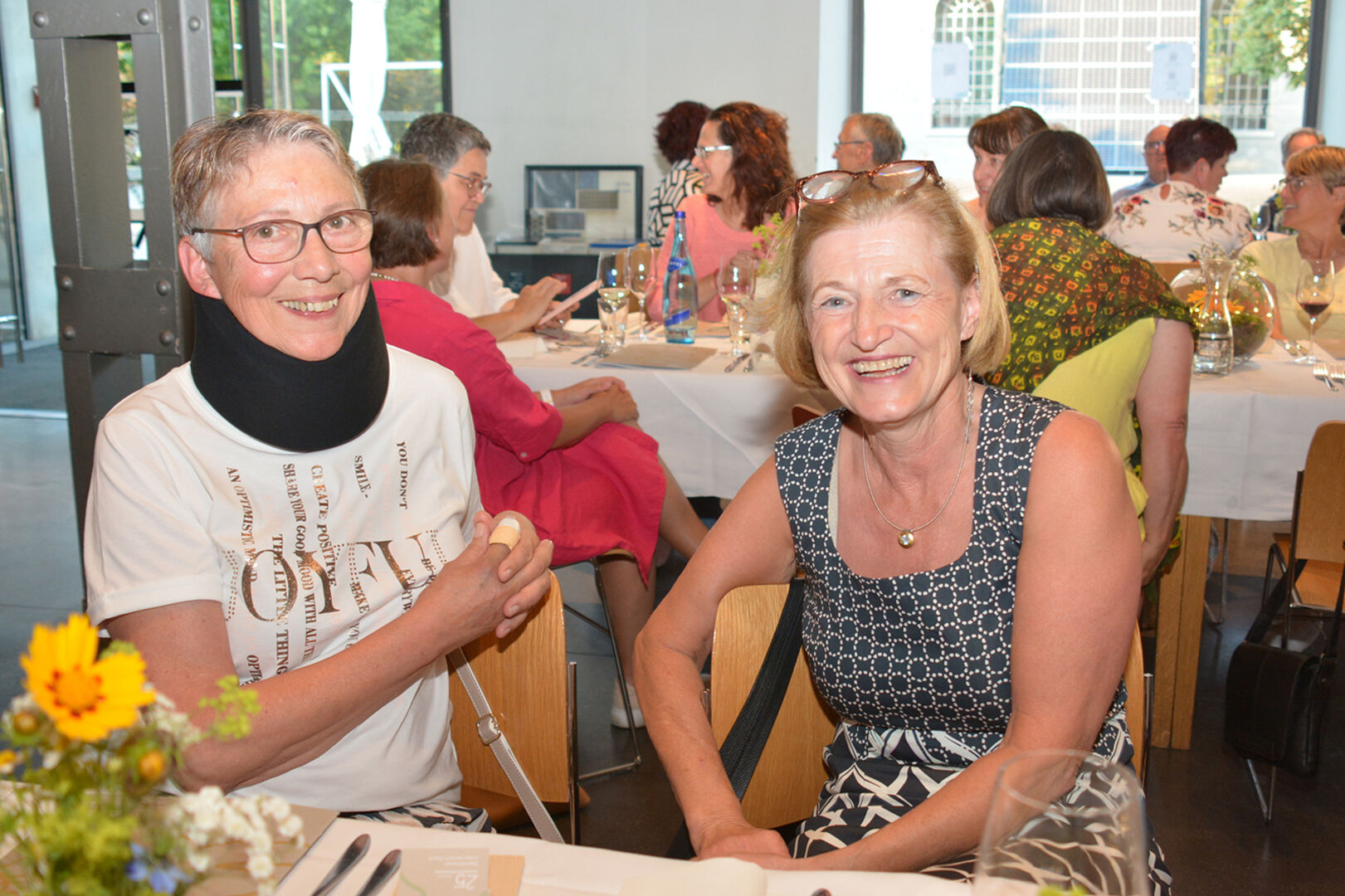 Ehemalige ARGE-GF Uschi Österle mit Angela Jäger (Hauskrankenpflege) (v. li.)