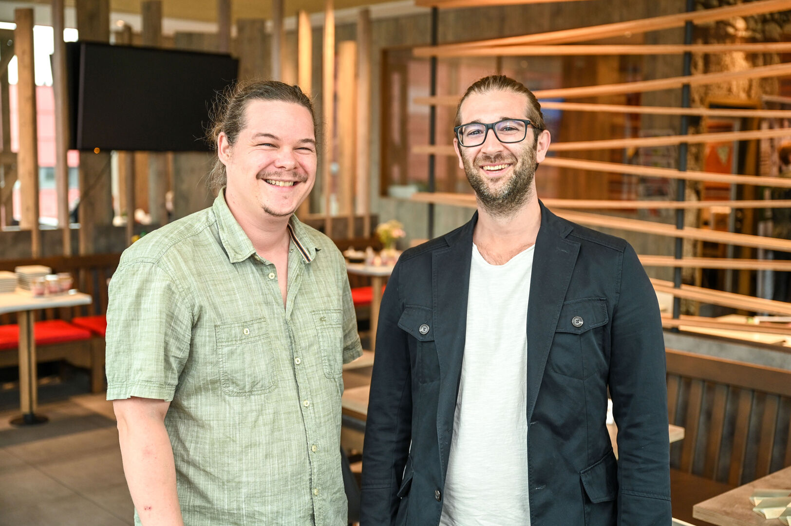 „dafür“: Michael Hanzmann (Techn. Assistenz), Martin Amann (Arbeitsassistenz)